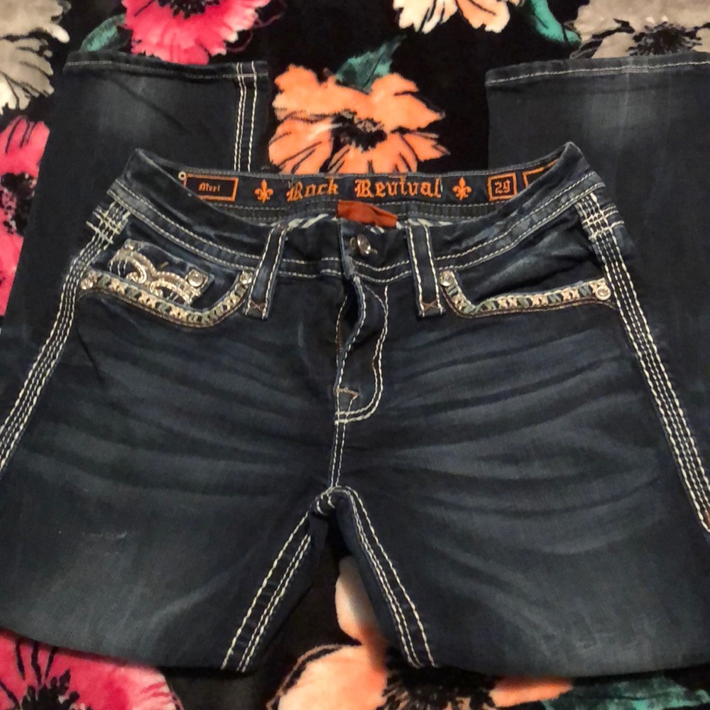 Rock revival crop pants
